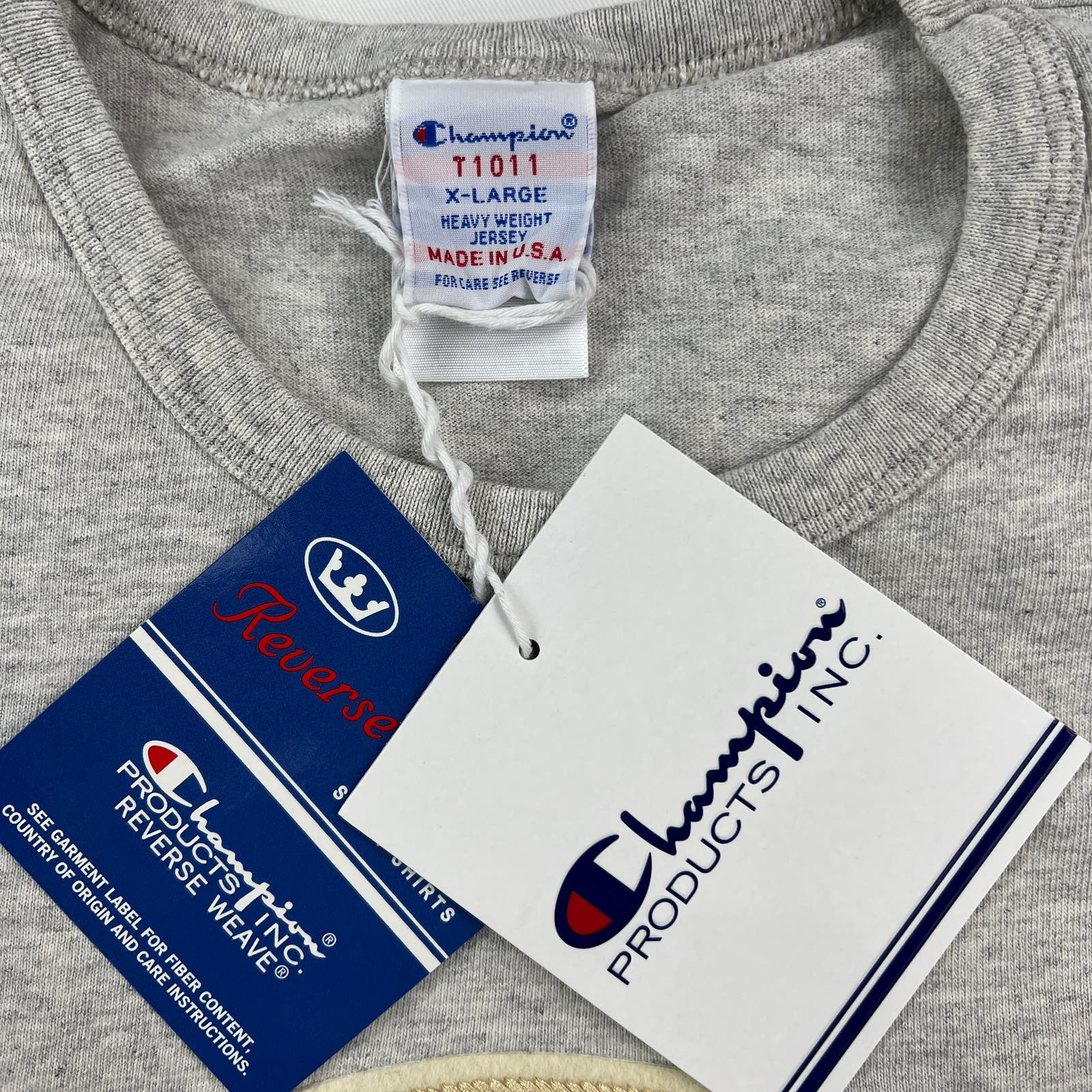 Champion Men Gray Heavyweight Jersey US XL Short Sleeve