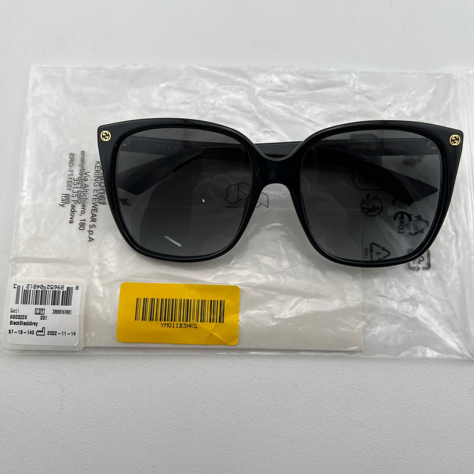 Women Black Oversized Square Sunglasses GG0022S-001